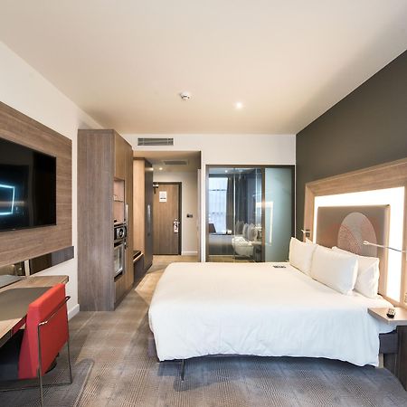 โนโวเทล ลอนดอน ฮีทโธรว์แอร์พอร์ต T1 T2 แอนด์ T3 Hotel เฮส์ ภายนอก รูปภาพ